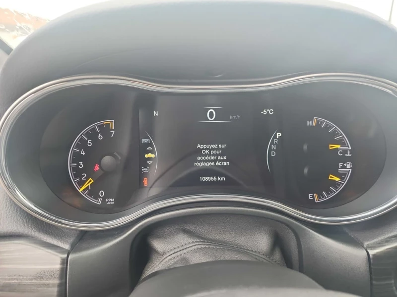 Jeep Grand cherokee * Altitude * CARFAX * ЦЕНА ДО БГ, снимка 9 - Автомобили и джипове - 53089926