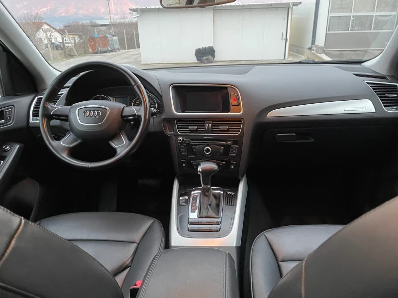 Audi Q5 2.0 TDI 190kc, снимка 12 - Автомобили и джипове - 53101935