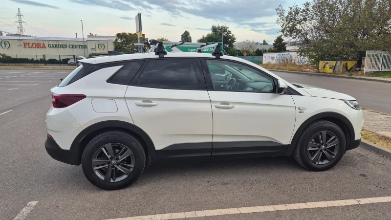 Opel Grandland X 1.5 CDTI, снимка 3 - Автомобили и джипове - 53220359