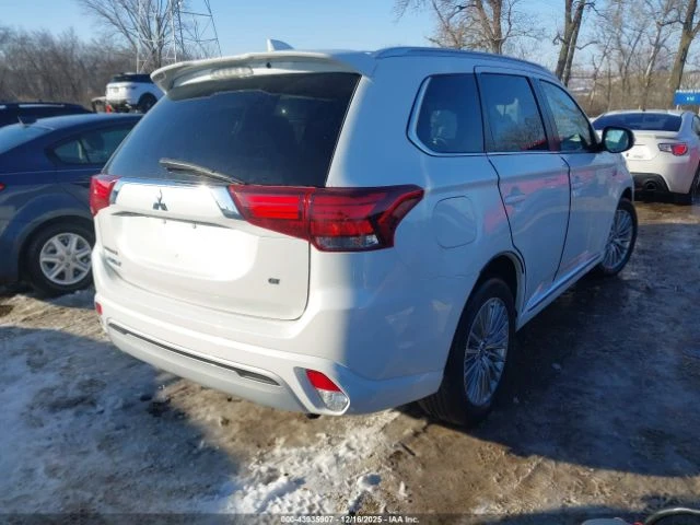 Mitsubishi Outlander PHEV GT S-AWC, снимка 4 - Автомобили и джипове - 53424271