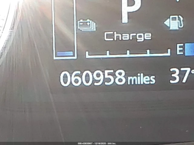 Mitsubishi Outlander PHEV GT S-AWC, снимка 13 - Автомобили и джипове - 53424271