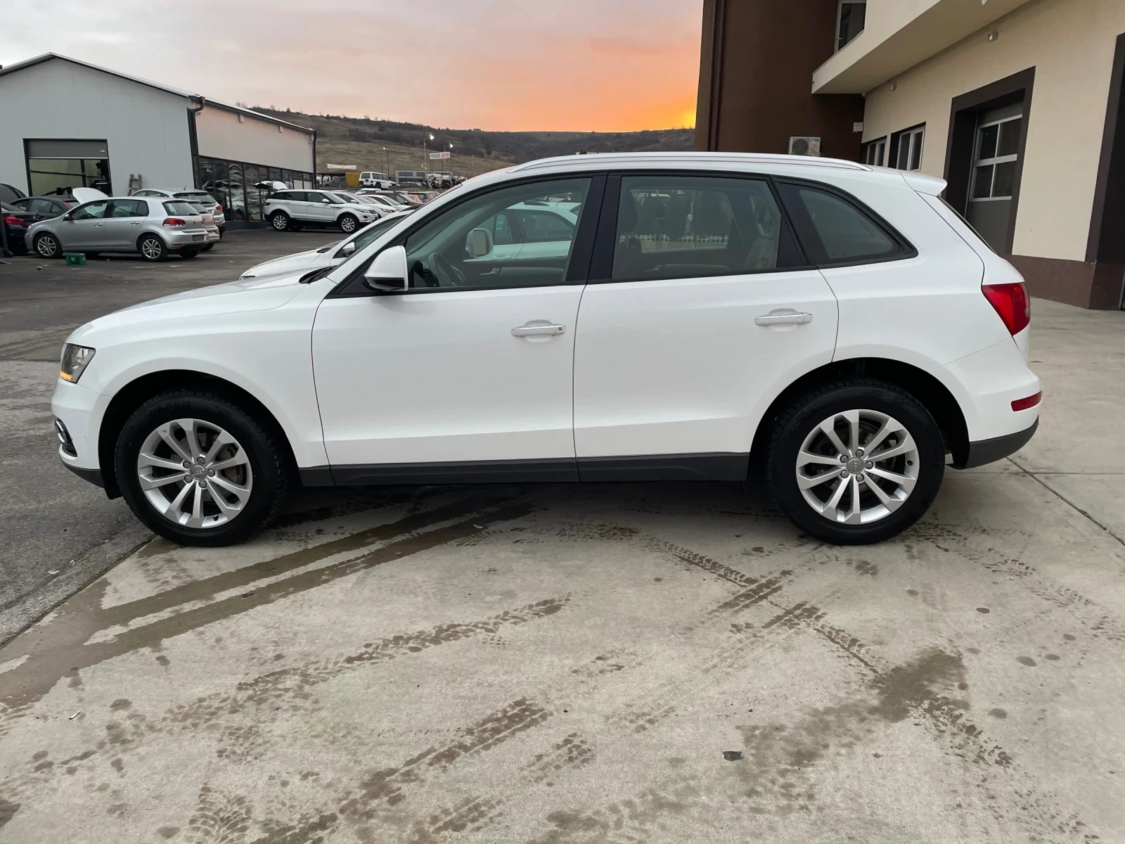 Audi Q5 2.0 TDI 190kc - изображение 6