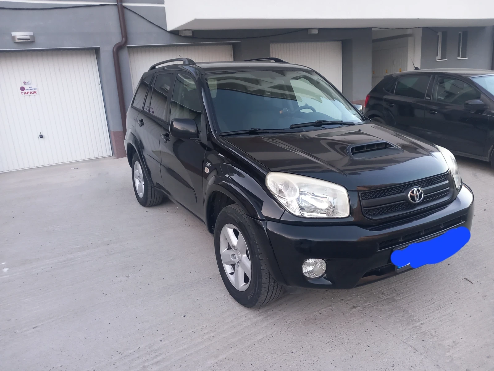 Toyota Rav4 2.0 D4D, снимка 3 - Автомобили и джипове - 53936250