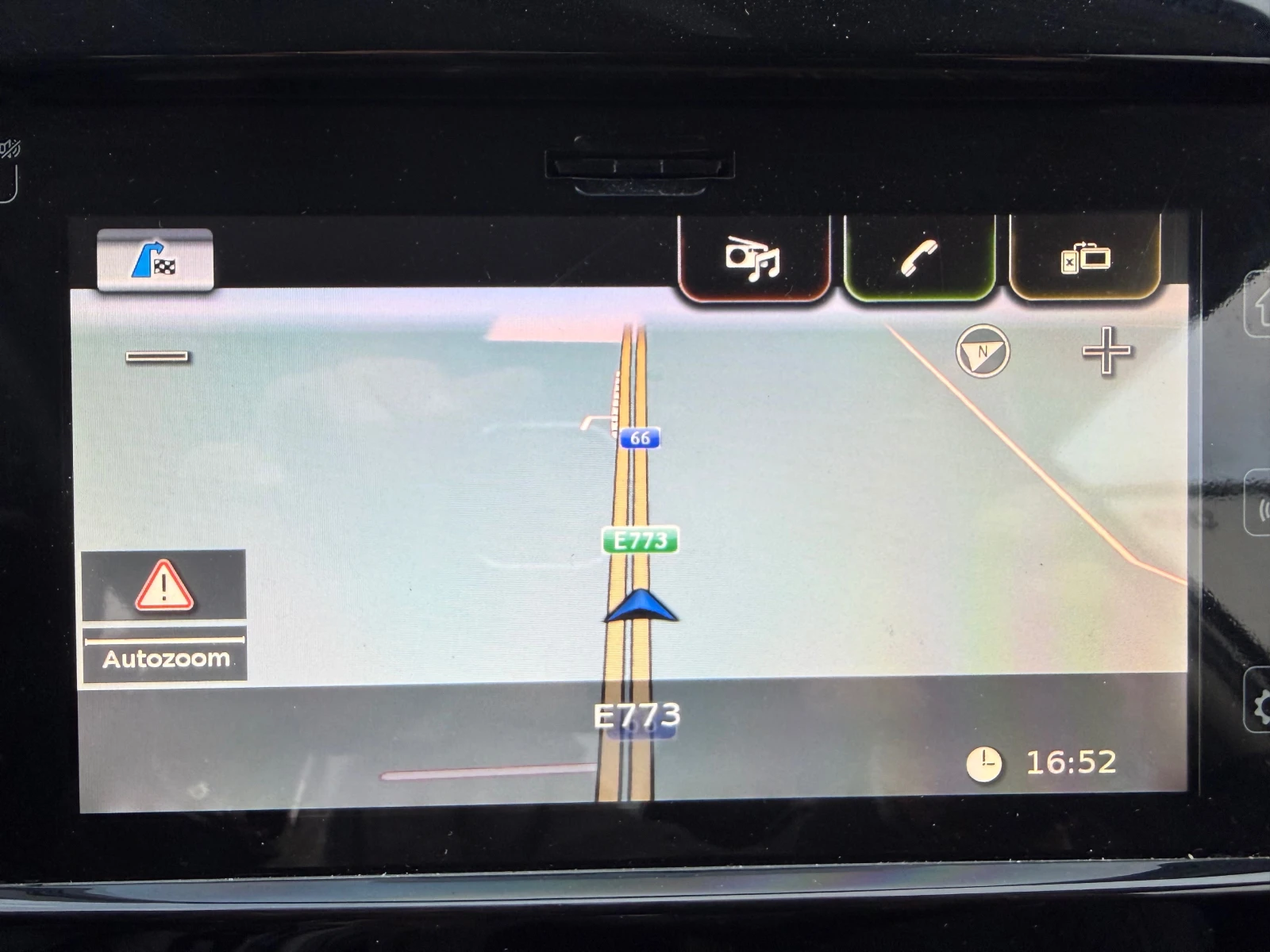 Suzuki Vitara AUT. NAVI 4x4 ШВЕЙЦАРИЯ, снимка 9 - Автомобили и джипове - 53968394