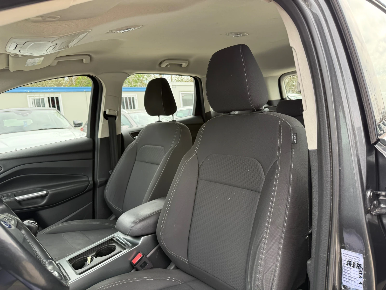 Ford Kuga 1.5 ECOBOOST - 120к.с. - Топ състояние, снимка 9 - Автомобили и джипове - 54126188