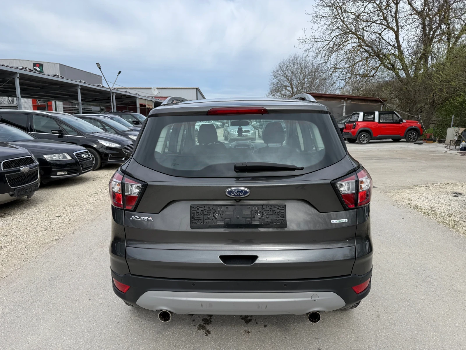 Ford Kuga 1.5 ECOBOOST - 120к.с. - Топ състояние, снимка 8 - Автомобили и джипове - 54126188