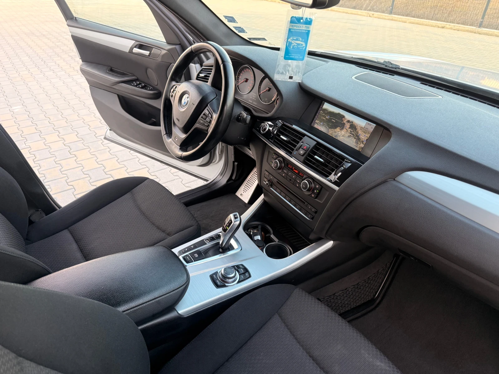 BMW X3 M-Pack/Xdrive/Keyless/, снимка 11 - Автомобили и джипове - 54430287