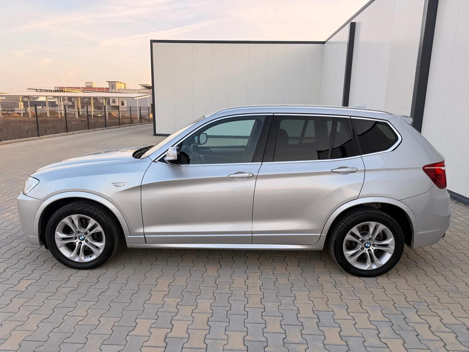 BMW X3 M-Pack/Xdrive/Keyless/, снимка 2 - Автомобили и джипове - 54430287