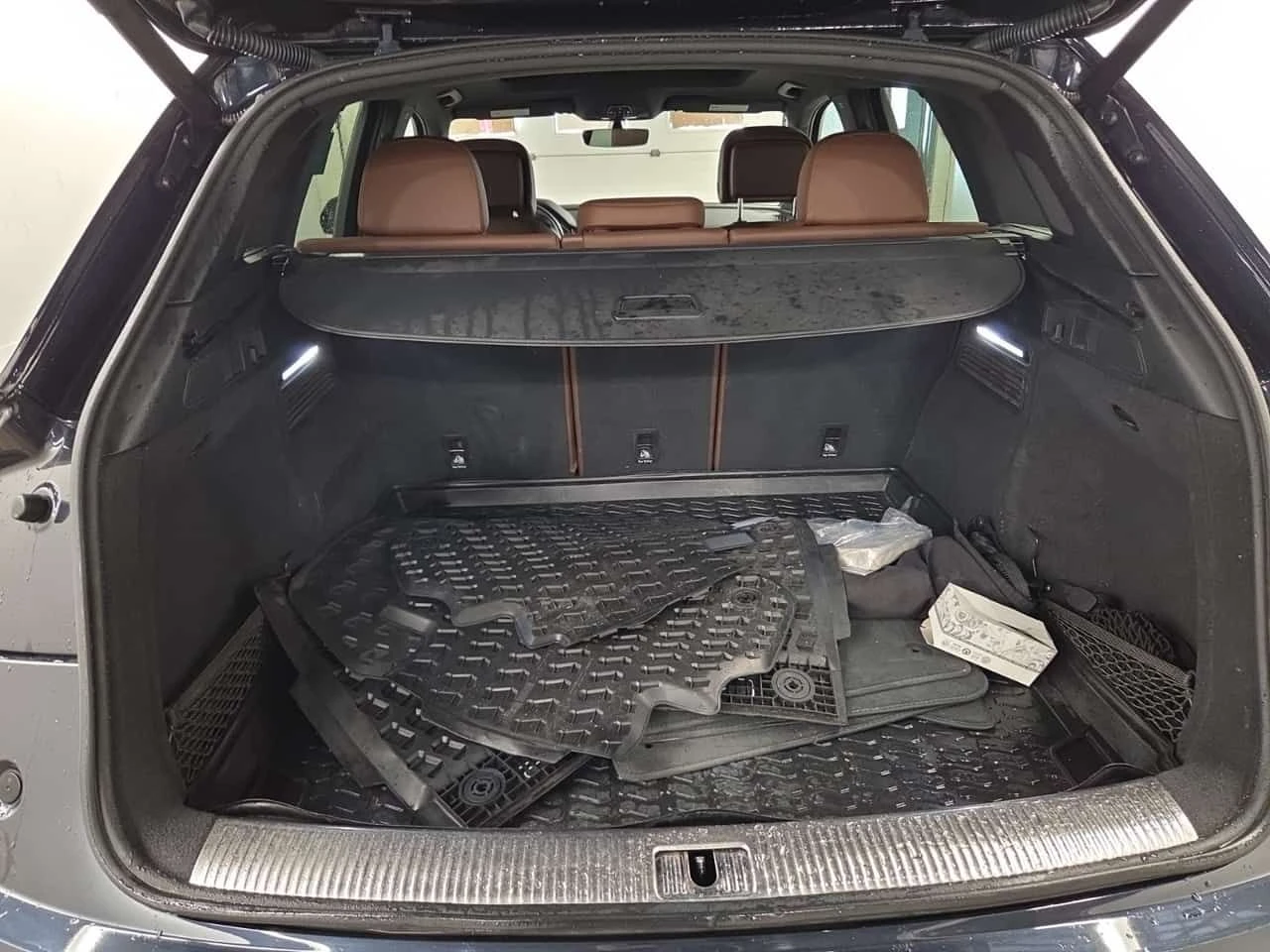 Audi Q5 * Technik * ПОДГРЕВИ * 360 * PANO * CARFAX, снимка 14 - Автомобили и джипове - 54569156