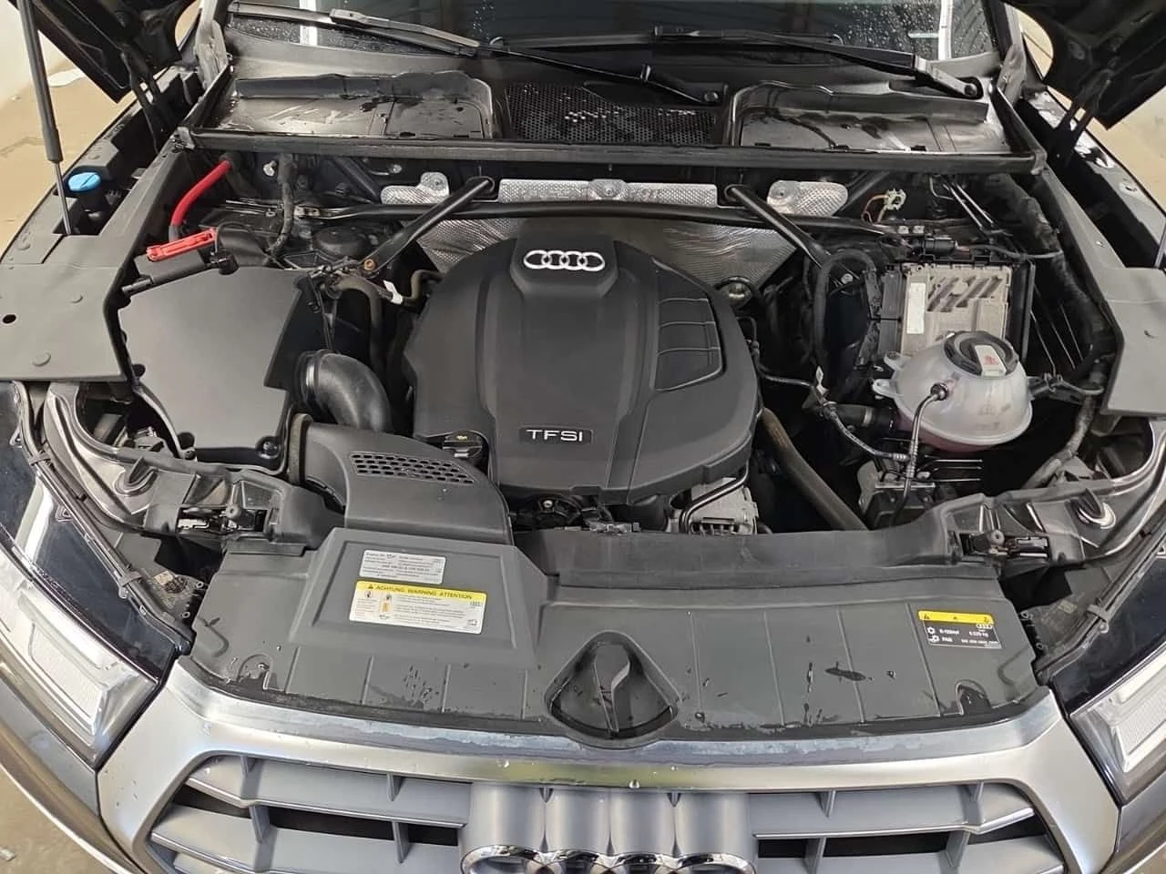 Audi Q5 * Technik * ПОДГРЕВИ * 360 * PANO * CARFAX, снимка 16 - Автомобили и джипове - 54569156