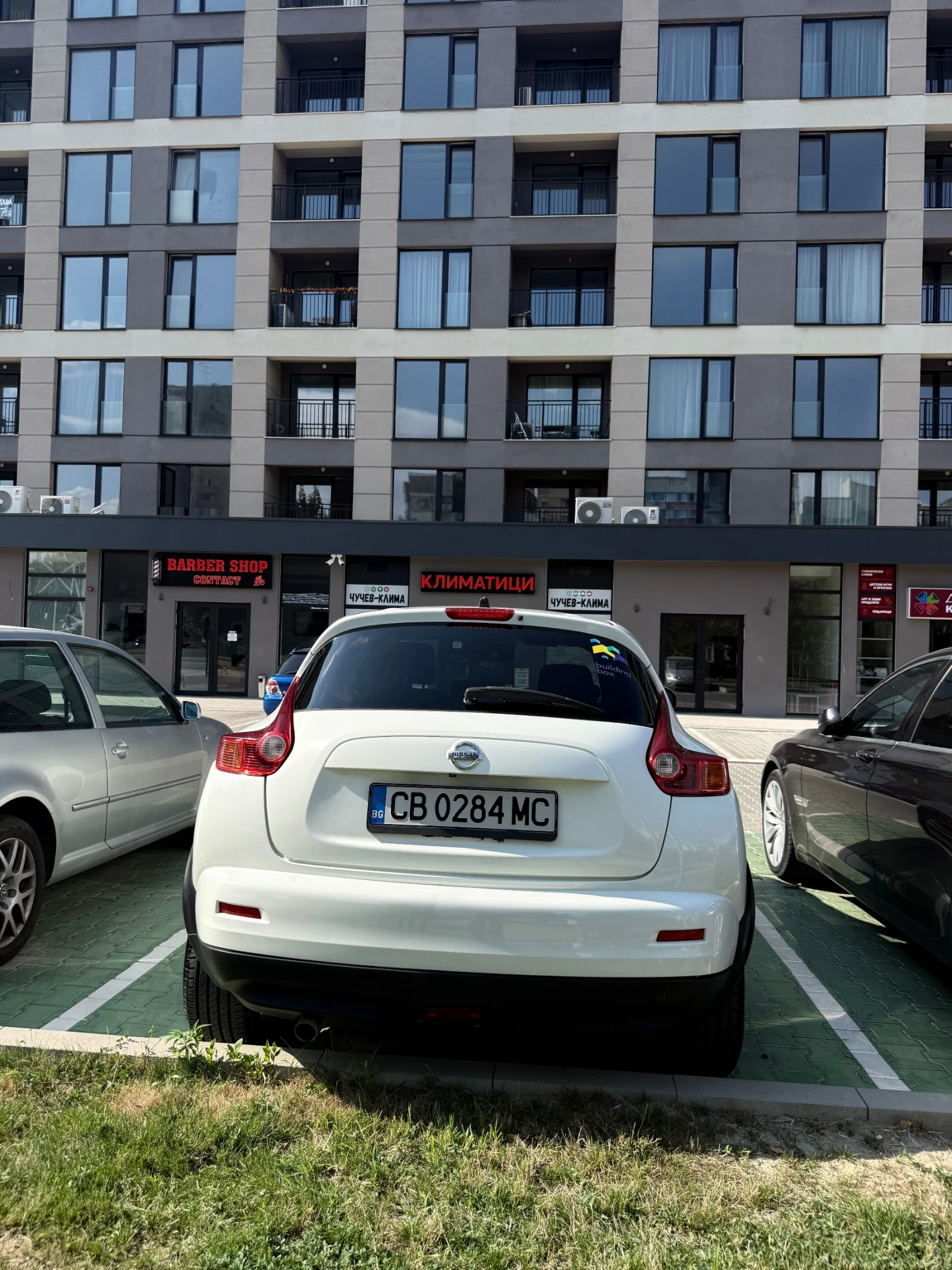 Nissan Juke, снимка 5 - Автомобили и джипове - 56661458