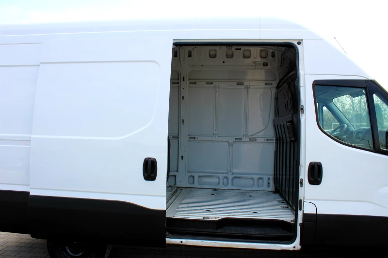 Iveco Daily СОБСТВЕН ЛИЗИНГ, снимка 7 - Бусове и автобуси - 49509992