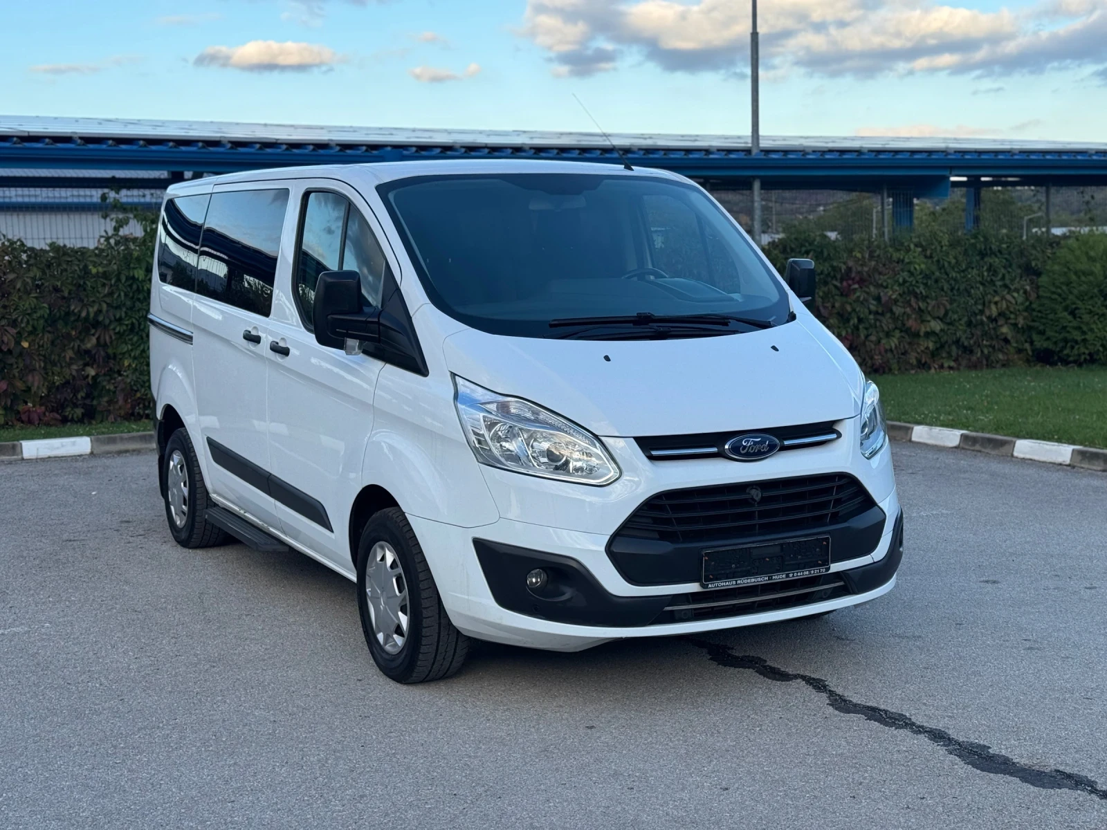 Ford Transit Custom 9 места евро 6б - изображение 2