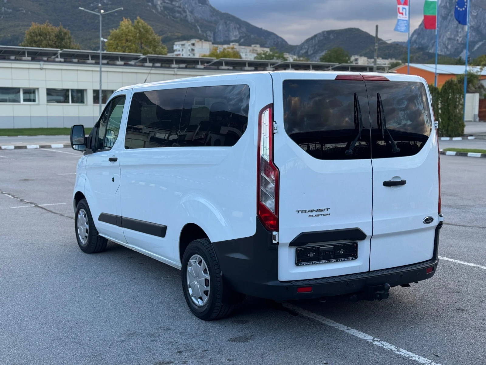 Ford Transit Custom 9 места евро 6б - изображение 4