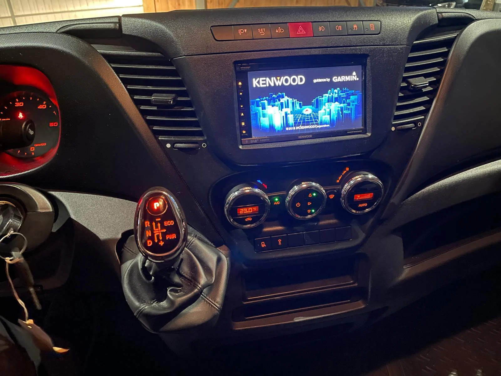 Iveco 35S18 3.0L* HI-MATIC* БОРД* 4.30м* КЛИМА - изображение 8