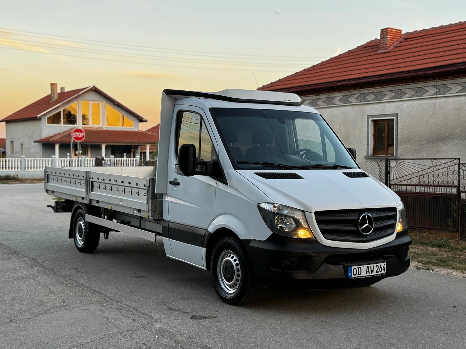Mercedes-Benz 316