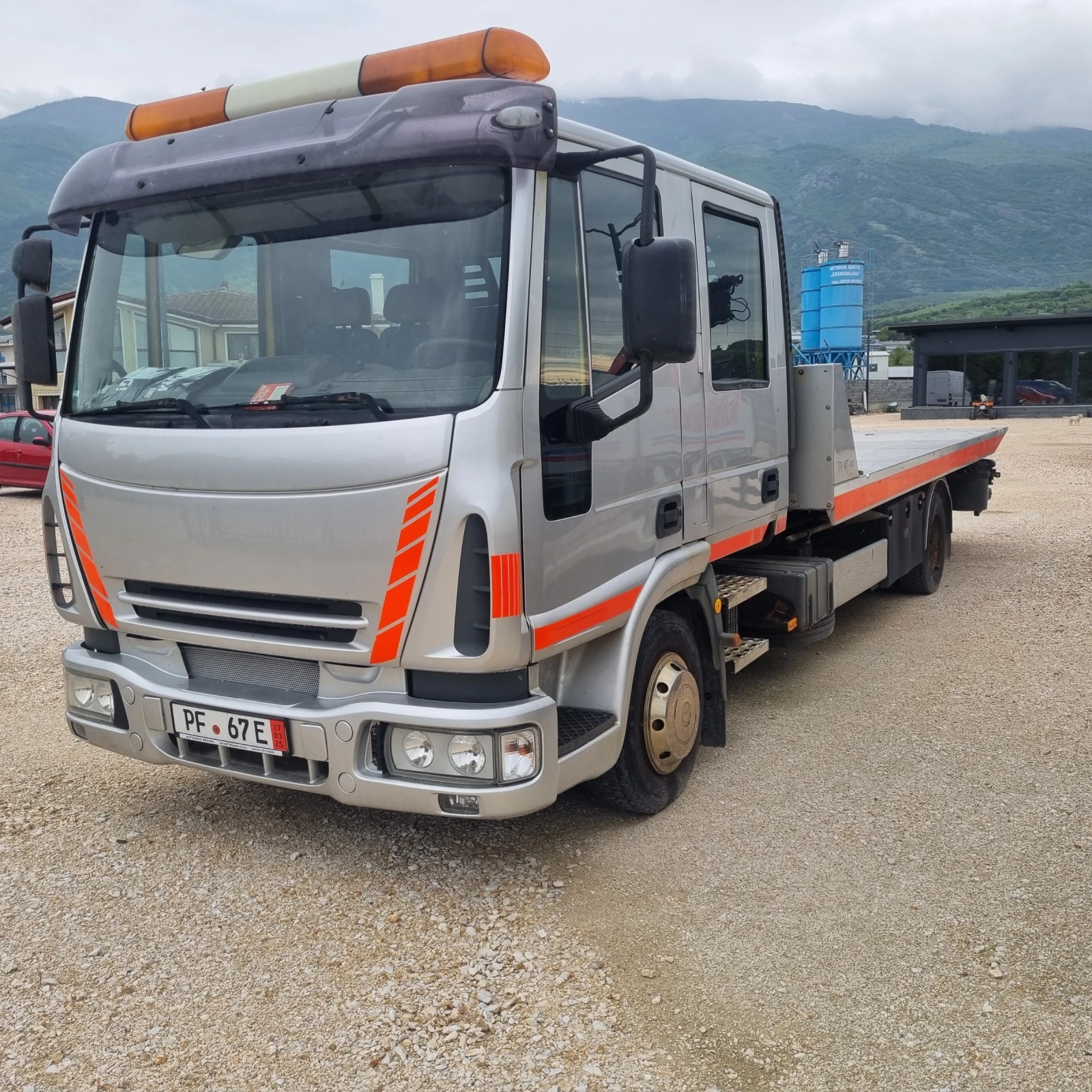 Iveco Eurocargo Пътна Помощ - изображение 3