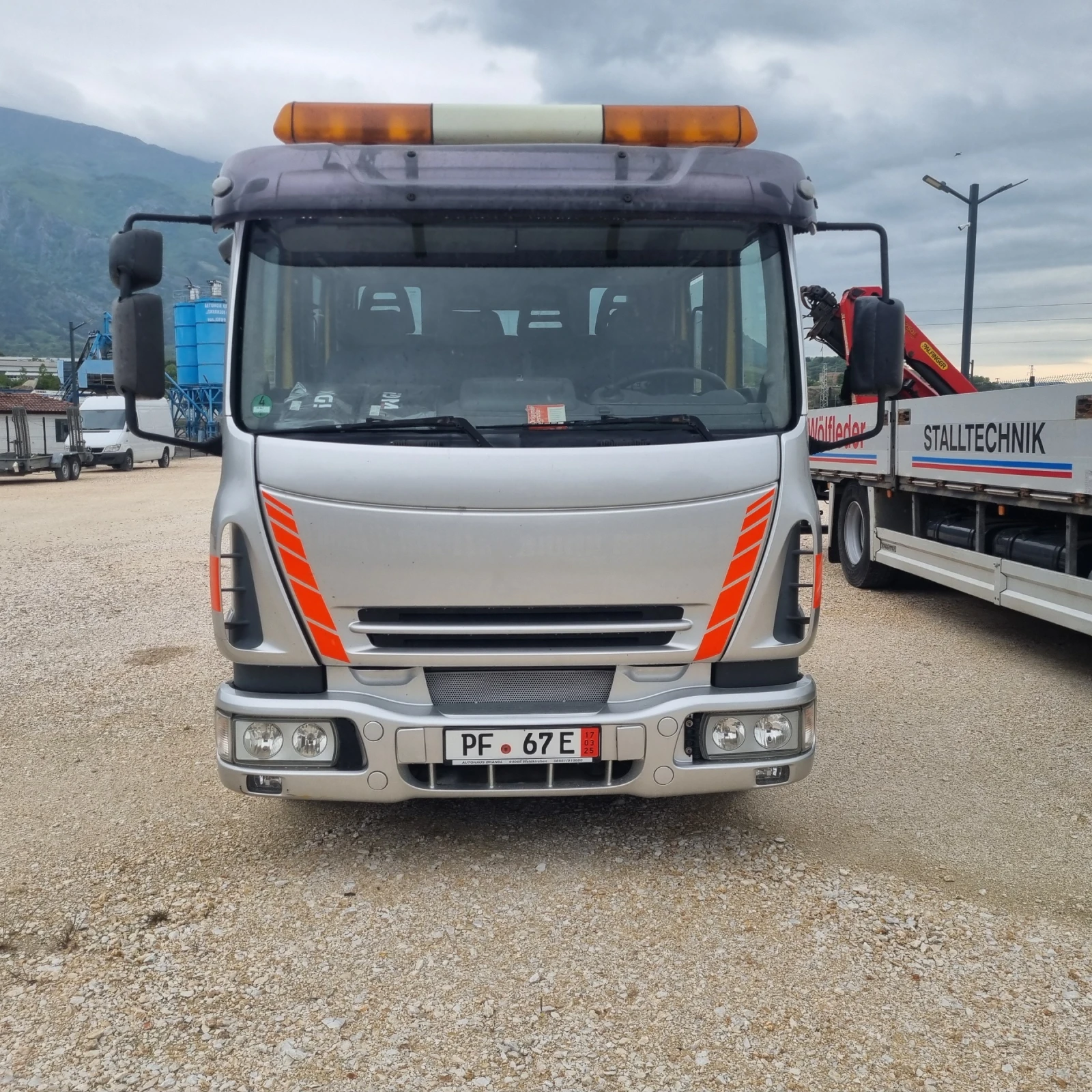 Iveco Eurocargo Пътна Помощ - изображение 2