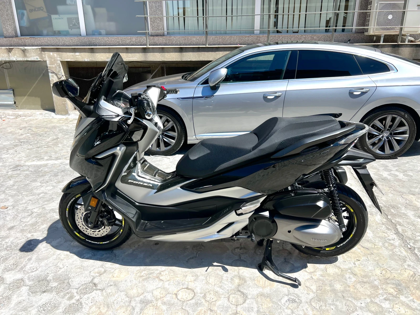 Honda Forza 300, снимка 9 - Мотоциклети и мототехника - 55678779
