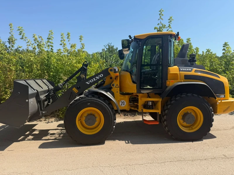 Челен товарач Volvo L45H 