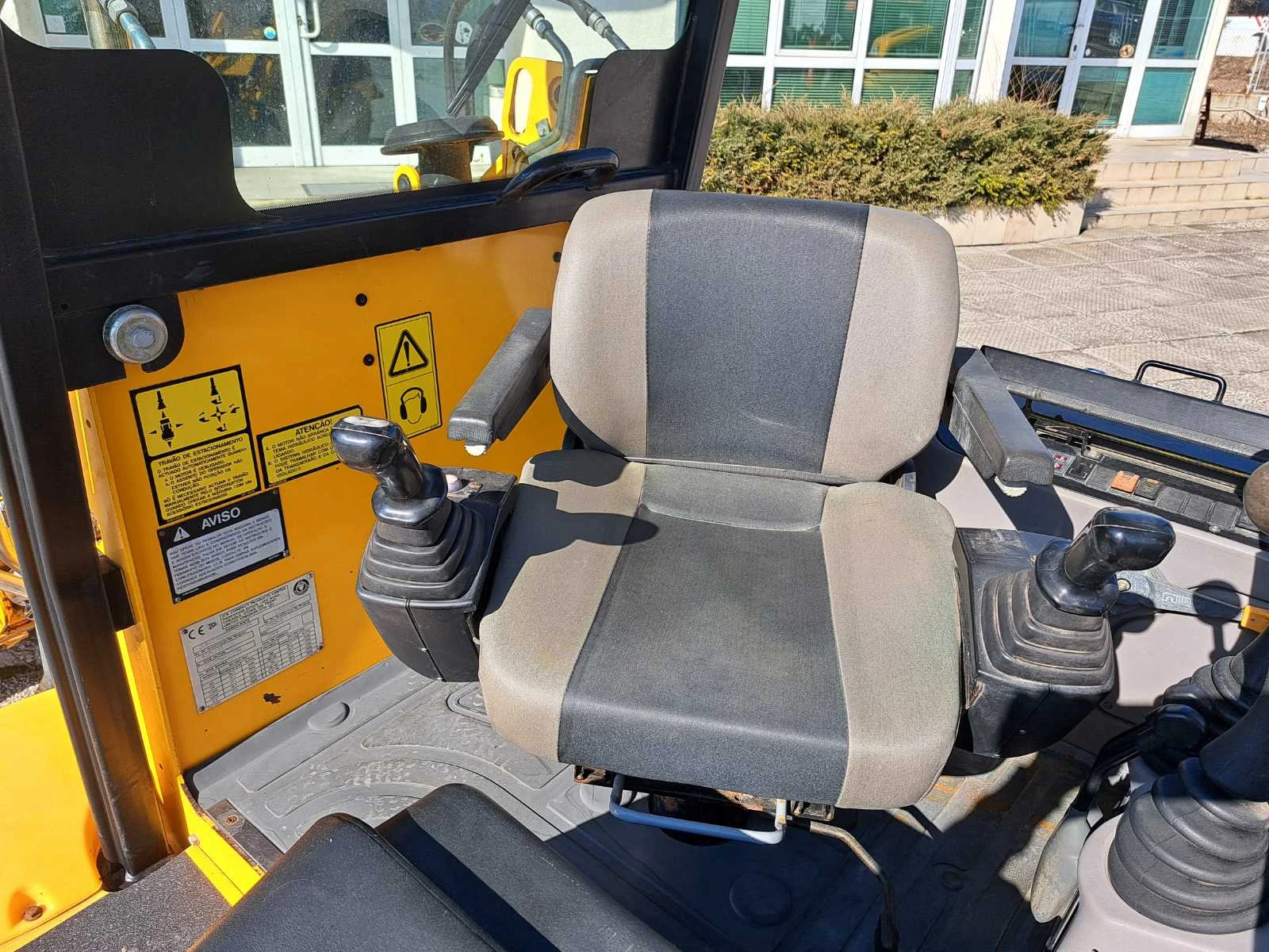  JCB 1CX +  | Mobile.bg   16