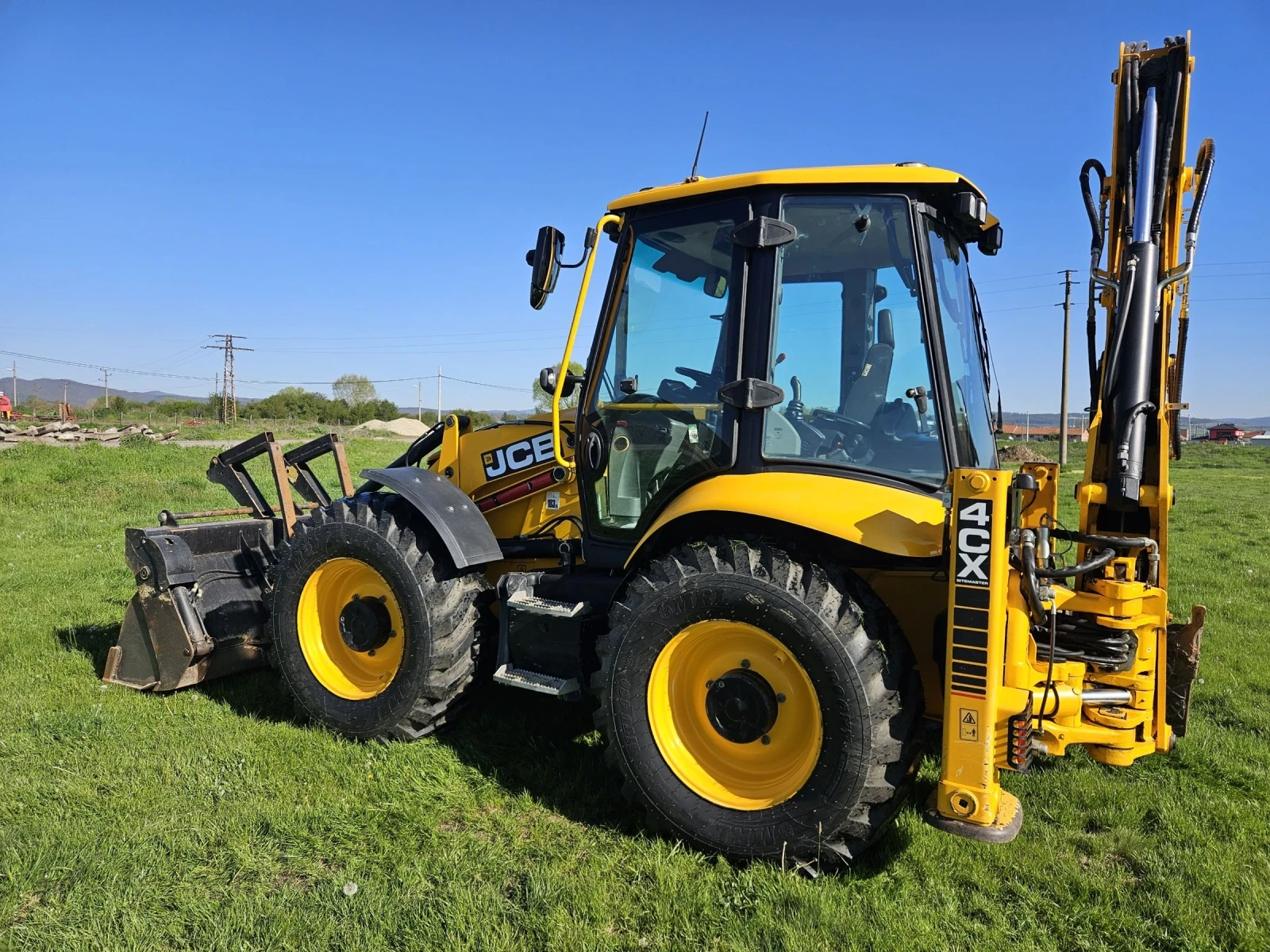 Багер JCB 4CX, снимка 4 - Индустриална техника - 54419773