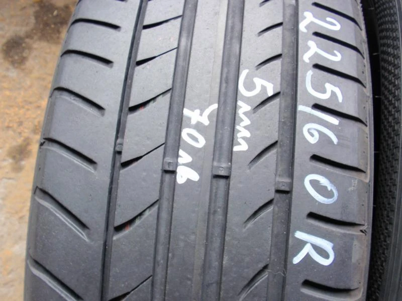 Гуми Летни 225/60R17, снимка 5 - Гуми и джанти - 7299069