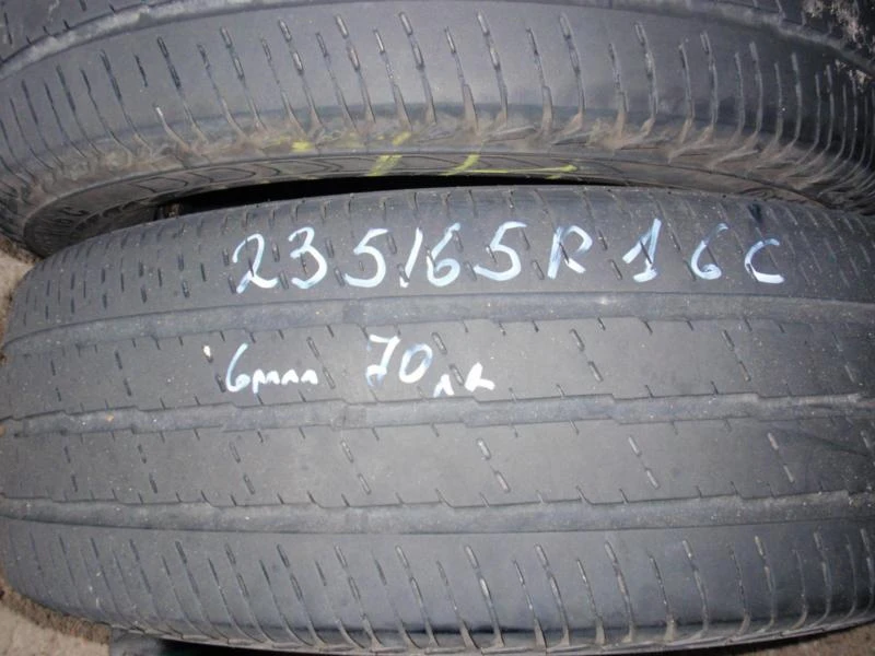 Гуми Летни 235/65R16, снимка 1 - Гуми и джанти - 8943493