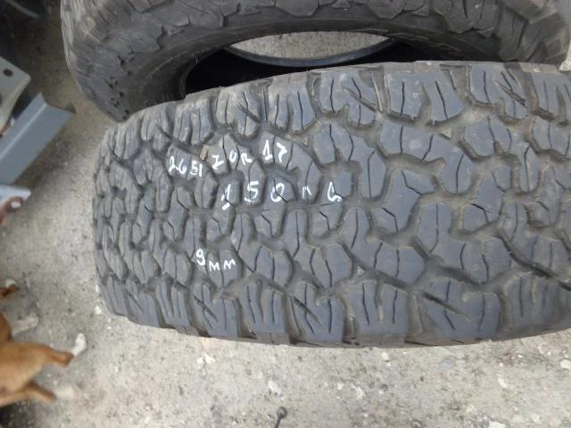 Гуми Зимни 235/70R17, снимка 10 - Гуми и джанти - 21424675