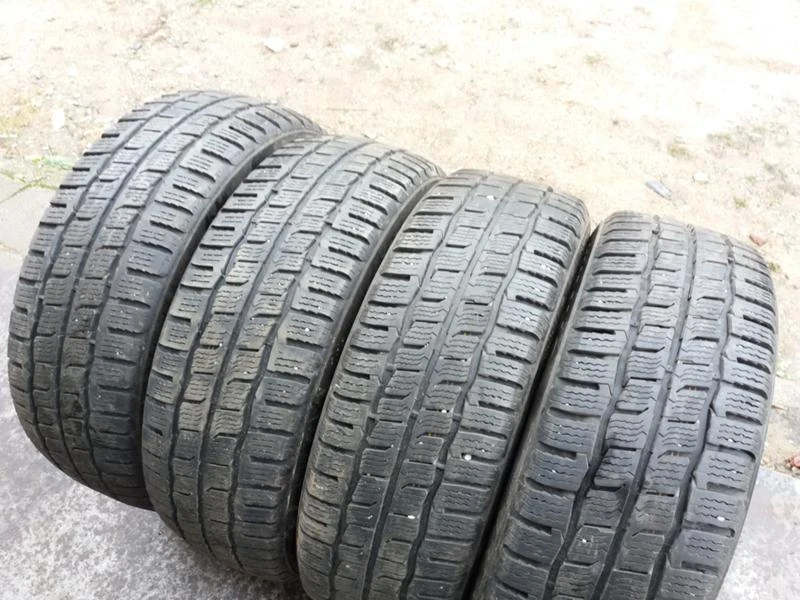 Гуми Зимни 215/60R17, снимка 8 - Гуми и джанти - 23526611