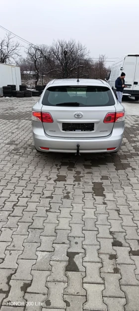 Toyota Avensis 2.0i 152кс, снимка 6