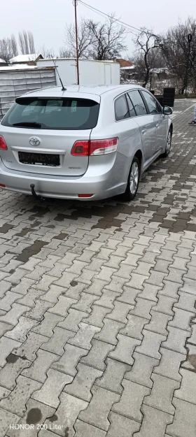 Toyota Avensis 2.0i 152кс, снимка 7