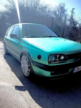 VW Golf - 3300 € / 6454.24 лв. - 63320361 3