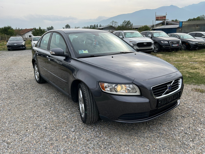 Volvo S40 2.0-136kc PERFEKT, снимка 3 - Автомобили и джипове - 46355905