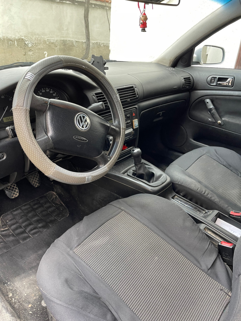 VW Passat 1.6 газ/бензин, снимка 5 - Автомобили и джипове - 46362107