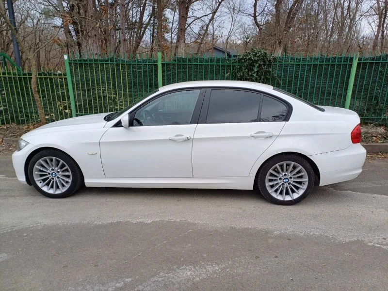 BMW 318, снимка 2 - Автомобили и джипове - 45603802