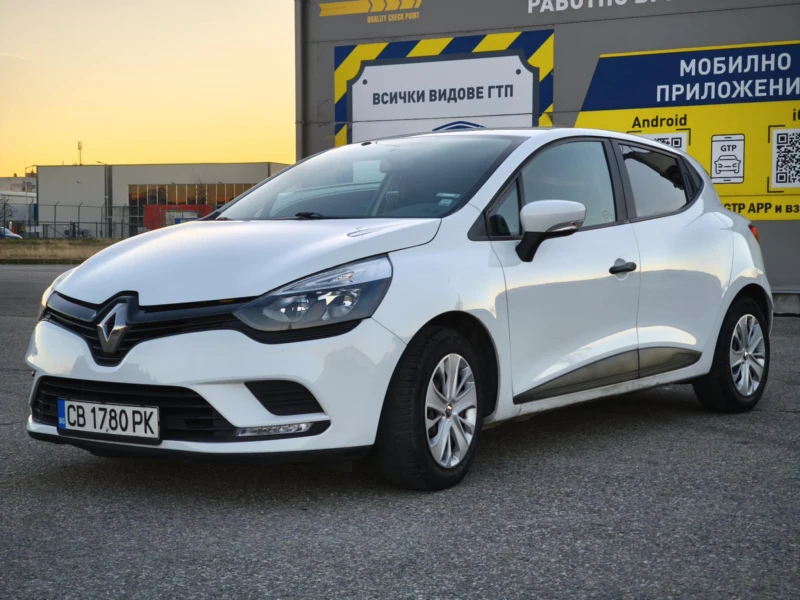 Renault Clio 4, снимка 4 - Автомобили и джипове - 48384870