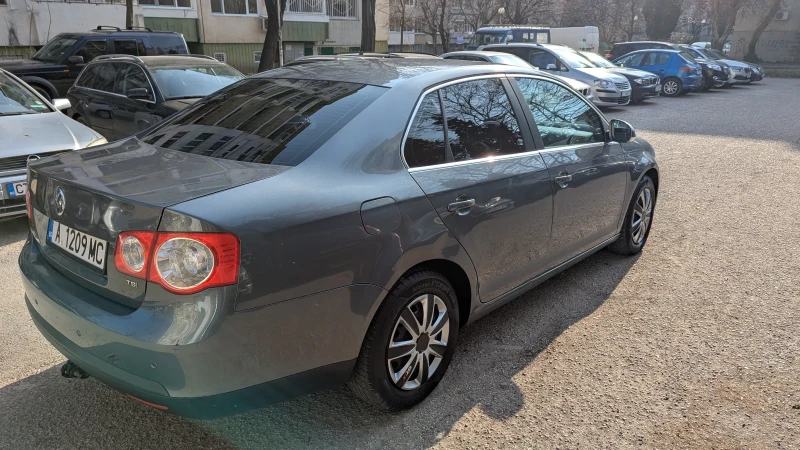 VW Jetta 1.4 TSI, снимка 4 - Автомобили и джипове - 49024939