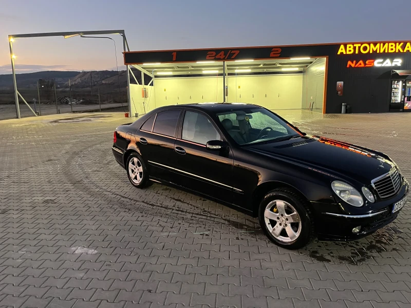 Mercedes-Benz E 320, снимка 3 - Автомобили и джипове - 49035767