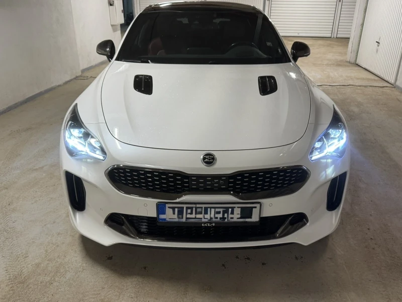 Kia Stinger GT2 4x4, снимка 2 - Автомобили и джипове - 49247003