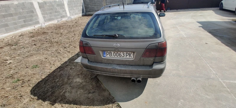 Nissan Primera 2.0, снимка 6 - Автомобили и джипове - 49343815