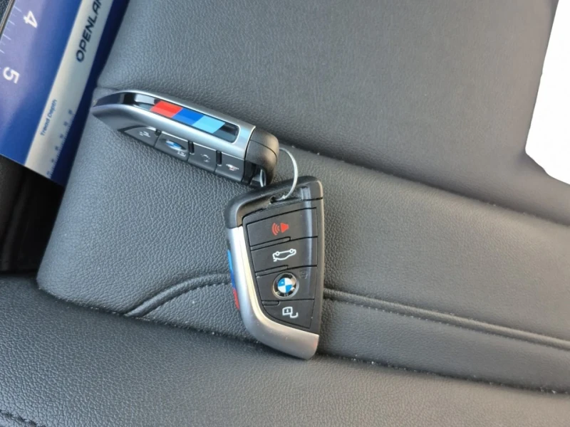 BMW 330 M-pkg* Xdrive* Подгрев* Пано* , снимка 15 - Автомобили и джипове - 52317699