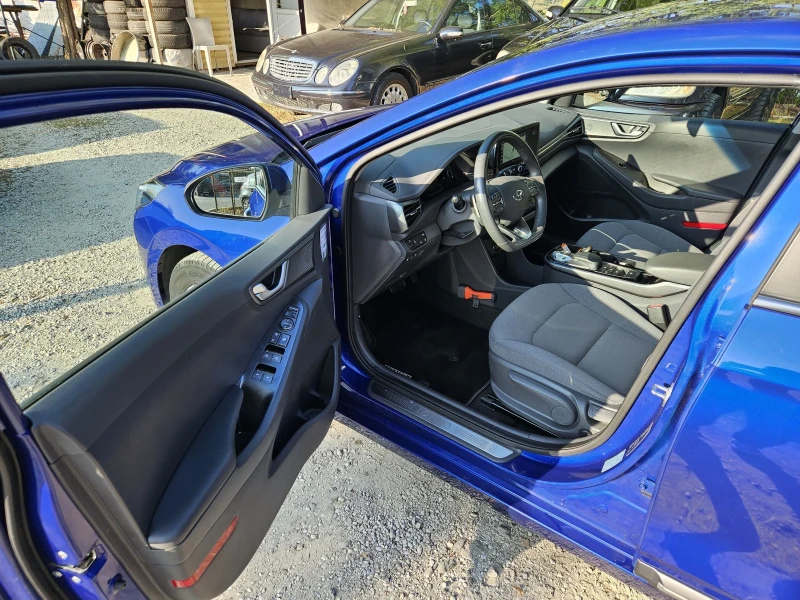 Hyundai Ioniq, снимка 15 - Автомобили и джипове - 52116041