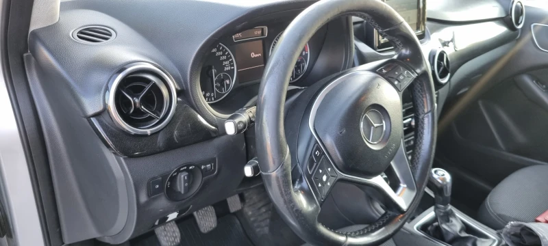 Mercedes-Benz B 200 Natural gas/метан, снимка 6 - Автомобили и джипове - 52473213