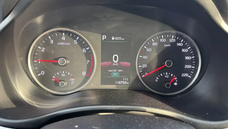 Kia Rio L 1.0 100 hp, снимка 11 - Автомобили и джипове - 52443931