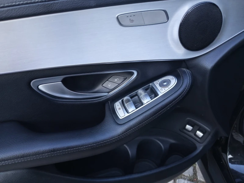 Mercedes-Benz CLC 250 GLC 4MATIC, снимка 11 - Автомобили и джипове - 52658624