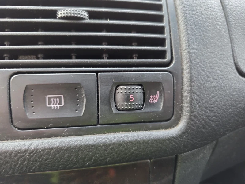 VW Golf 1.8t GTI, снимка 14 - Автомобили и джипове - 53274752