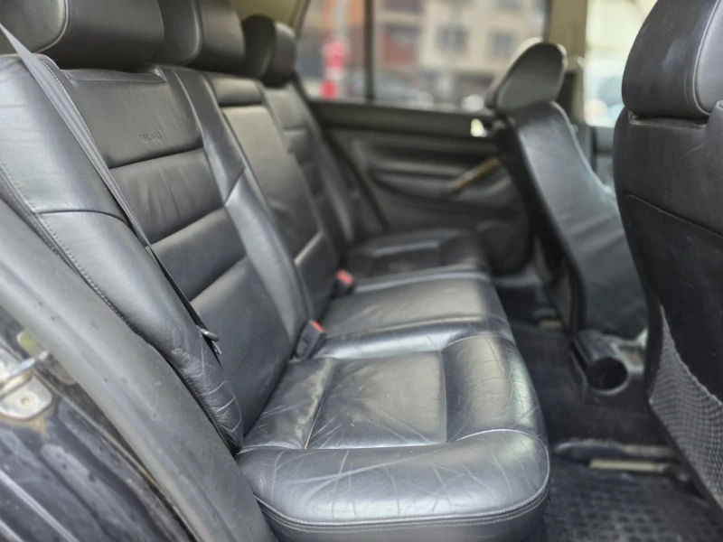 VW Golf 1.8t GTI, снимка 10 - Автомобили и джипове - 53274752