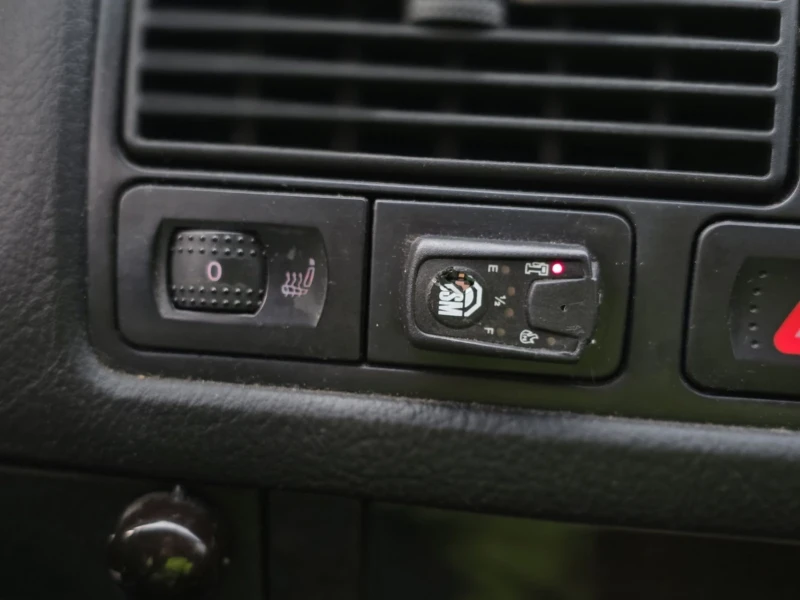 VW Golf 1.8t GTI, снимка 16 - Автомобили и джипове - 53274752