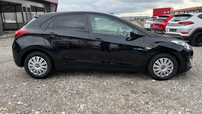 Hyundai I30 1.6crdi* 110hp, снимка 4 - Автомобили и джипове - 53359920